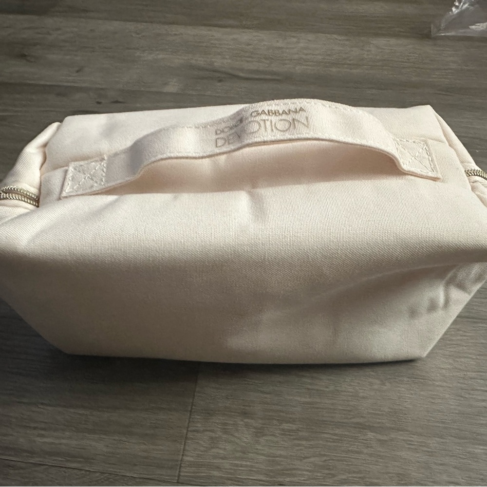 Dolce & Gabbana Cream Cosmetic Bag